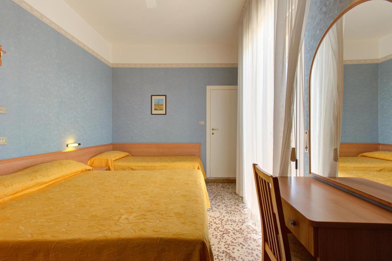 Hotel Nella 리미니 외부 사진